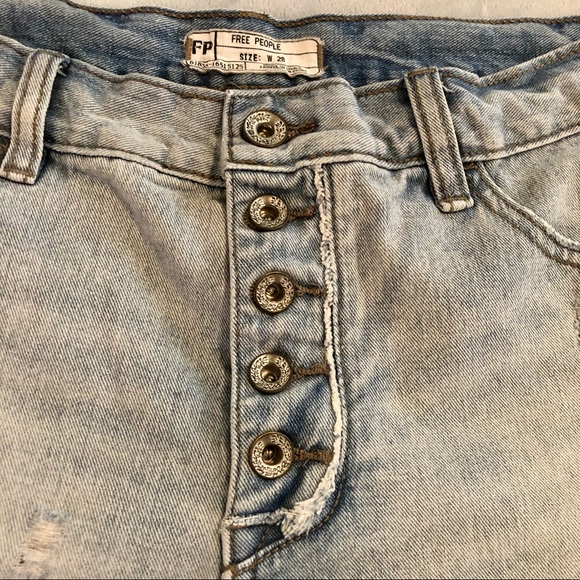 ✅SOLD![Free People] Button Fly Cutoff Denim Shorts - Picture 5 of 15
